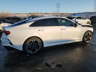 2022 Kia K5 GT-Line with VIN 5XXG64J21NG151942, listed as a Copart auction lot 42590535 with 22,053 mi miles and Salvage Title. Bid and sale history available at carsss.com. Image 3.