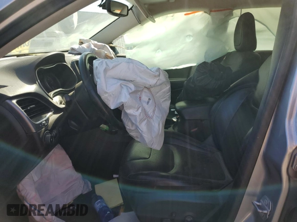 2019 Jeep Cherokee Limited z VIN 1C4PJMDX5KD282318, wystawiony jako Copart lot #46144975 z przebiegiem 80 545 mil mil oraz Szkoda całkowita • Salvage title. Historia ofert i sprzedaży dostępna na DreamBid. Obrazek 7.