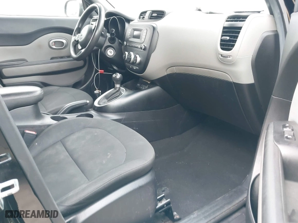 2014 Kia Soul with VIN KNDJN2A24E7059147, listed as a IAAI auction lot 41933971 with 79,795 mi miles. Bid and sale history available at carsss.com. Image 5.
