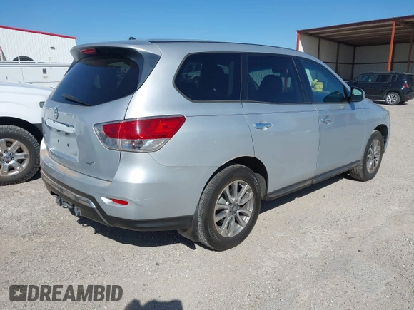 2014 Nissan Pathfinder S with VIN 5N1AR2MM7EC630151, listed as a IAAI auction lot 41844384 with 165,429 mi miles. Bid and sale history available at carsss.com. Image 4.