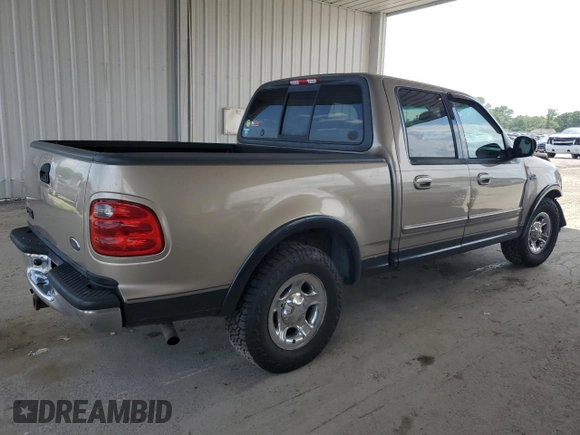 2001 Ford F-150 XLT with VIN 1FTRW07L11KB49920, listed as a Copart auction lot 62122775 with 227,175 mi miles and Salvage title. Bid and sale history available at DreamBid. Image 3.