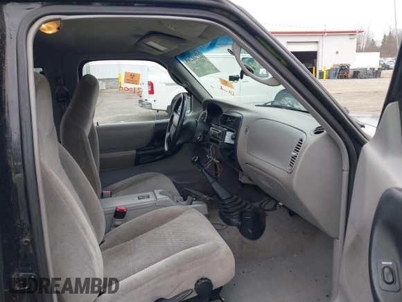 1998 Ford Ranger XL with VIN 1FTZR15X7WPB59199, listed as a IAAI auction lot 41741269 with 175,019 mi miles. Bid and sale history available at carsss.com. Image 5.