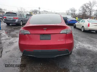 2024 Tesla Model Y Long Range with VIN 7SAYGAEE7RF133073, listed as a IAAI auction lot 41081463 with Not Provided miles and . Bid and sale history available at DreamBid. Image 15.