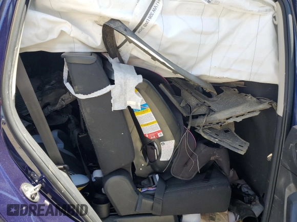 2021 Volkswagen Tiguan S с VIN 3VV1B7AX8MM057067, выставлен на аукционе Copart как лот 52203655 с пробегом Не указан миль и Списание • Salvage title. История ставок и продаж доступна на DreamBid. Изображение 11.