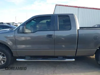 2008 Ford F-150 XLT z VIN 1FTPX14V38FA57291, wystawiony jako IAAI lot #41290111 z przebiegiem 189 010 mil mil oraz . Historia ofert i sprzedaży dostępna na DreamBid. Obrazek 14.