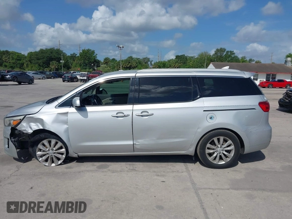 2018 Kia Sedona EX with VIN KNDMC5C12J6345930, listed as a IAAI auction lot 42008064 with 214,465 mi miles and . Bid and sale history available at carsss.com. Image 13.