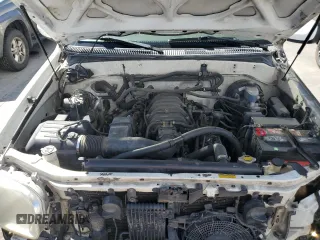 2006 Toyota Sequoia SR5 with VIN 5TDBT44A06S258325, listed as a Copart auction lot 49032035 with 339,323 mi miles and Salvage Title. Bid and sale history available at DreamBid. Image 14.