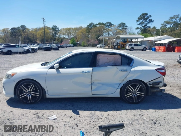 2017 Honda Accord Sedan Sport with VIN 1HGCR2F53HA118309, listed as a IAAI auction lot 41882850 with 173,721 mi miles. Bid and sale history available at carsss.com. Image 14.