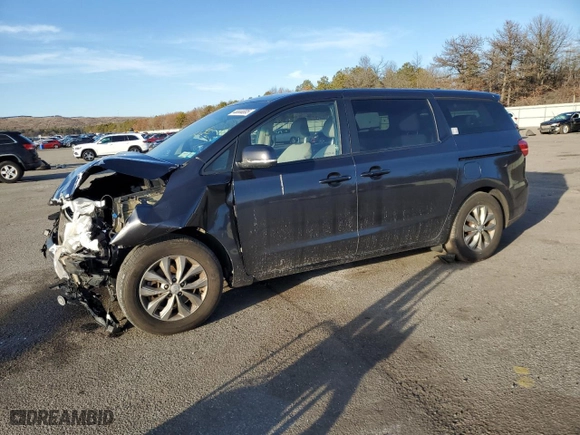 2019 Kia Sedona LX with VIN KNDMB5C13K6552475, listed as a Copart auction lot 44444005 with NaN miles and Salvage Title. Bid and sale history available at carsss.com. Image 1.