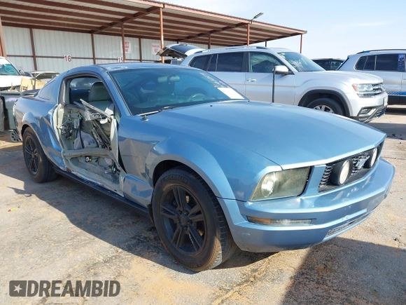 2005 Ford Mustang Deluxe with VIN 1ZVFT80N655158524, listed as a IAAI auction lot 42341019 with 169,878 mi miles and . Bid and sale history available at DreamBid. Image 1.