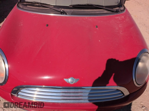 2008 MINI Hardtop with VIN WMWMF33538TT64347, listed as a Copart auction lot 52852075 with 89,884 mi miles and Clean Title. Bid and sale history available at DreamBid. Image 11.
