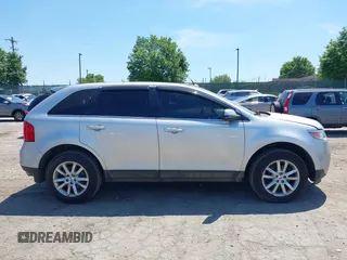 2013 Ford Edge Limited z VIN 2FMDK4KC5DBC73235, wystawiony jako IAAI lot #42238307 z przebiegiem 181 970 mil mil oraz . Historia ofert i sprzedaży dostępna na DreamBid. Obrazek 14.