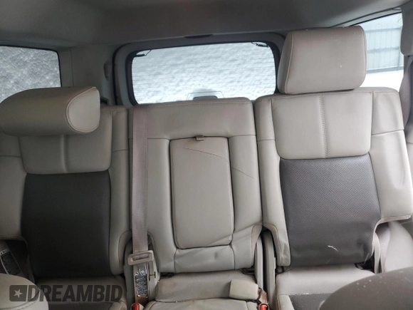 2007 Jeep Commander Limited с VIN 1J8HG58P37C563073, выставлен на аукционе Copart как лот 44947195 с пробегом 105 677 миль миль и Списание • Salvage title. История ставок и продаж доступна на DreamBid. Изображение 10.