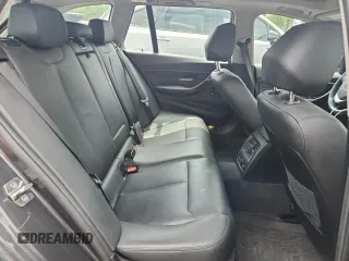 2015 BMW 3 Series 328i xDrive с VIN WBA3G7C52FK480593, выставлен на аукционе Copart как лот 63204795 с пробегом 125 690 миль миль и Списание • Salvage title. История ставок и продаж доступна на DreamBid. Изображение 10.