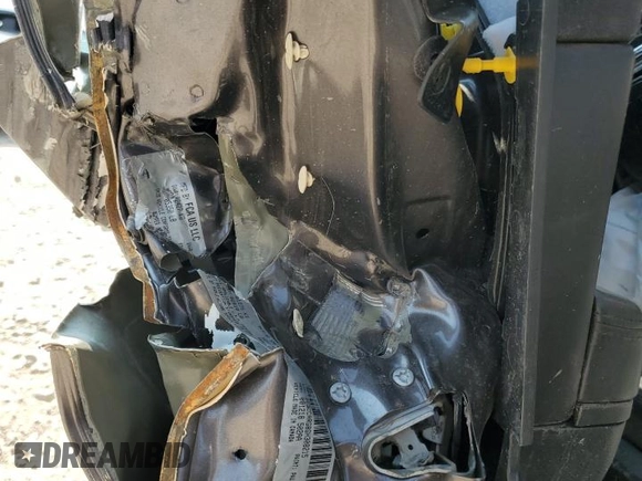 2016 Chrysler 300 Anniversary Edition with VIN 2C3CCARG8GH308215, listed as a Copart auction lot 59736484 with Not Provided miles and Salvage Title. Bid and sale history available at DreamBid. Image 13.