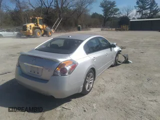 2012 Nissan Altima 3.5 SR with VIN 1N4BL2AP5CC127892, listed as a IAAI auction lot 41717765 with 121,052 mi miles. Bid and sale history available at carsss.com. Image 4.