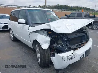 2012 Land Rover Range Rover HSE z VIN SALME1D49CA383563, wystawiony jako IAAI lot #42068356 z przebiegiem 121 352 mil mil oraz . Historia ofert i sprzedaży dostępna na DreamBid. Obrazek 1.