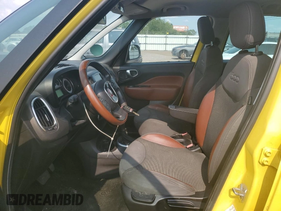 2014 FIAT 500L Trekking with VIN ZFBCFADH3EZ010061, listed as a Copart auction lot 59263115 with 98,207 mi miles and Salvage title. Bid and sale history available at DreamBid. Image 7.