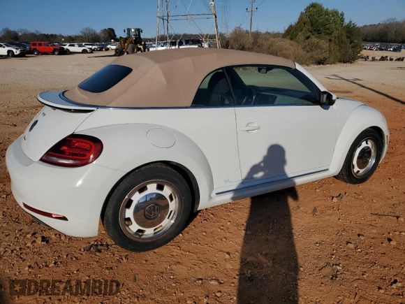 2018 Volkswagen Beetle S z VIN 3VW5DAAT4JM504510, wystawiony jako Copart lot #42905395 z przebiegiem 71 039 mil mil oraz Szkoda całkowita • Salvage title. Historia ofert i sprzedaży dostępna na DreamBid. Obrazek 3.