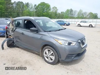 2019 Nissan Kicks SV with VIN 3N1CP5CU1KL534573, listed as a IAAI auction lot 39215072 with 55,489 mi miles. Bid and sale history available at carsss.com. Image 1.