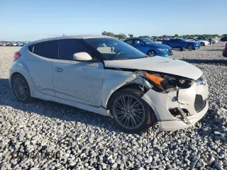 2013 Hyundai Veloster RE:MIX with VIN KMHTC6AD4DU127949, listed as a Copart auction lot 56993075 with 95,772 mi miles and Salvage title. Bid and sale history available at DreamBid. Image 4.