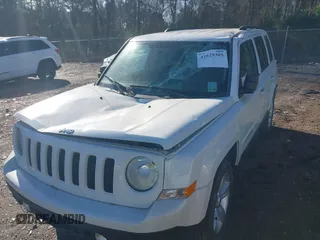 2015 Jeep Patriot Latitude with VIN 1C4NJPFB8FD220119, listed as a IAAI auction lot 41629305 with 90,753 mi miles and . Bid and sale history available at DreamBid. Image 6.
