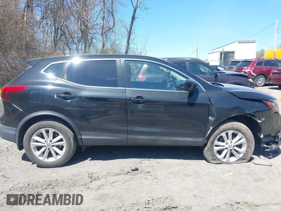 2017 Nissan Rogue SV with VIN JN1BJ1CP7HW020567, listed as a IAAI auction lot 42039374 with 186,979 mi miles and . Bid and sale history available at DreamBid. Image 13.