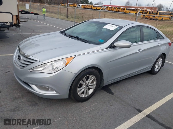 2013 Hyundai Sonata GLS with VIN 5NPEB4AC1DH609459, listed as a IAAI auction lot 41125668 with 227,079 mi miles and . Bid and sale history available at carsss.com. Image 2.
