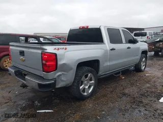 2014 Chevrolet Silverado 1500 LT with VIN 3GCUKREC1EG226540, listed as a IAAI auction lot 41527522 with 177,892 mi miles. Bid and sale history available at carsss.com. Image 4.