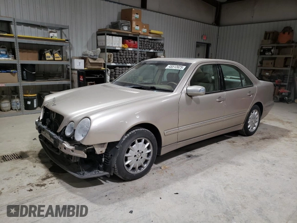 2001 Mercedes-Benz E-Class AWD with VIN WDBJF82J71X043474, listed as a Copart auction lot 45512025 with 59,571 mi miles and Salvage Title. Bid and sale history available at carsss.com. Image 1.
