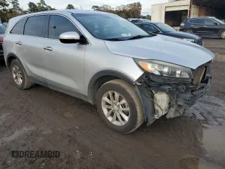 2016 Kia Sorento L with VIN 5XYPG4A30GG014611, listed as a Copart auction lot 41876985 with Not Provided miles and Salvage Title. Bid and sale history available at DreamBid. Image 4.