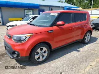 2019 Kia Soul z VIN KNDJN2A23K7667561, wystawiony jako Copart lot #59784555 z przebiegiem Nie podano mil oraz Czysty tytuł • Clean title. Historia ofert i sprzedaży dostępna na DreamBid. Obrazek 1.