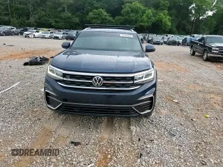 2020 Volkswagen Atlas SE with VIN 1V26E2CA2LC231768, listed as a Copart auction lot 57769365 with 68,185 mi miles and Salvage title. Bid and sale history available at DreamBid. Image 14.