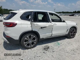 2023 BMW X5 sDrive40i with VIN 5UXCR4C04P9R12480, listed as a Copart auction lot 61082815 with 17,249 mi miles and Salvage title. Bid and sale history available at DreamBid. Image 3.