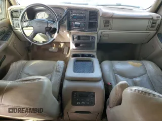 2005 Chevrolet Suburban LT with VIN 1GNFK16Z15J104876, listed as a Copart auction lot 48017495 with 311,358 mi miles and Clean title. Bid and sale history available at DreamBid. Image 8.