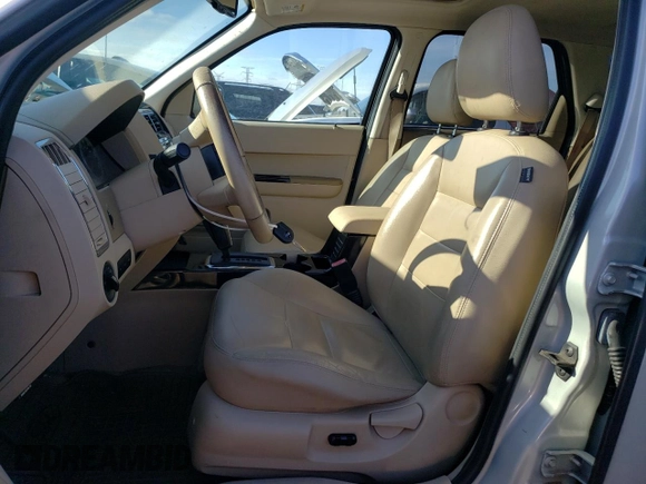 2008 Ford Escape Limited with VIN 1FMCU04108KD14473, listed as a Copart auction lot 68982394 with 214,158 mi miles and Non repairable. Bid and sale history available at DreamBid. Image 7.