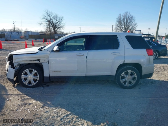 2017 GMC Terrain SLE with VIN 2GKALMEK4H6275701, listed as a IAAI auction lot 41534302 with 111,202 mi miles. Bid and sale history available at carsss.com. Image 14.