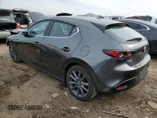 2020 Mazda Mazda3 Hatchback Preferred Package with VIN JM1BPBMM2L1158822, listed as a Copart auction lot 44642933 with 23,504 mi miles. Bid and sale history available at carsss.com. Image 2.