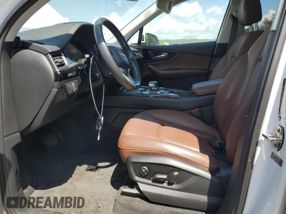 2018 Audi Q7 Premium Plus z VIN WA1LAAF78JD043140, wystawiony jako Copart lot #64671315 z przebiegiem 43 709 mil mil oraz Szkoda całkowita • Salvage title. Historia ofert i sprzedaży dostępna na DreamBid. Obrazek 7.