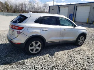 2016 Lincoln MKC Premier with VIN 5LMCJ1D99GUJ10887, listed as a Copart auction lot 49863635 with 135,045 mi miles and Salvage Title. Bid and sale history available at DreamBid. Image 3.