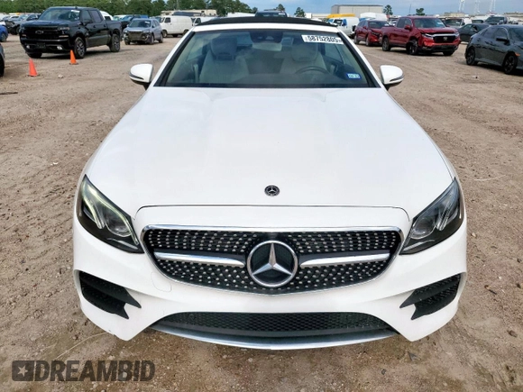 2018 Mercedes-Benz E 400 z VIN WDD1K6FB5JF047930, wystawiony jako Copart lot #58752805 z przebiegiem 31 156 mil mil oraz Czysty tytuł • Clean title. Historia ofert i sprzedaży dostępna na DreamBid. Obrazek 5.