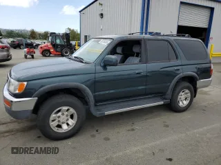 1996 Toyota 4Runner SR5 z VIN JT3GN86R4T0002587, wystawiony jako Copart lot #58754395 z przebiegiem 150 581 mil mil oraz Szkoda całkowita • Salvage title. Historia ofert i sprzedaży dostępna na DreamBid. Obrazek 1.
