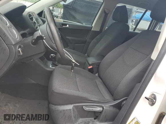 2011 Volkswagen Tiguan SEL w/Premium Navi with VIN WVGAV7AX6BW521178, listed as a Copart auction lot 56135045 with 155,438 mi miles and Clean title. Bid and sale history available at DreamBid. Image 7.