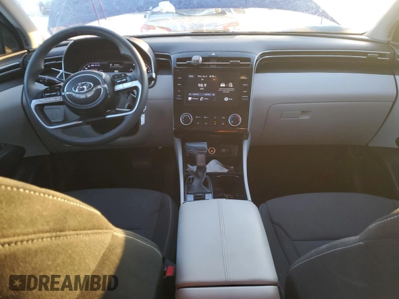 2022 Hyundai Tucson SE with VIN 5NMJA3AE6NH007667, listed as a Copart auction lot 87687995 with 27,658 mi miles and Salvage Title. Bid and sale history available at DreamBid. Image 8.