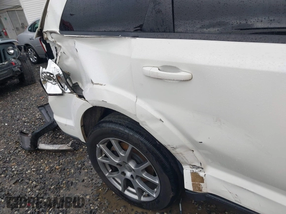 2017 Dodge Journey GT with VIN 3C4PDDEG1HT644458, listed as a IAAI auction lot 41921630 with Not provided miles and . Bid and sale history available at DreamBid. Image 20.
