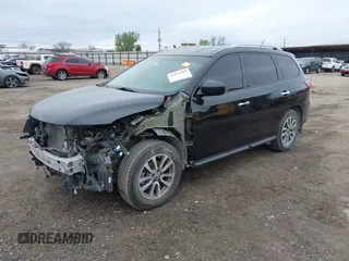 2016 Nissan Pathfinder Platinum with VIN 5N1AR2MN6GC624904, listed as a IAAI auction lot 41921662 with 77,025 mi miles. Bid and sale history available at carsss.com. Image 2.