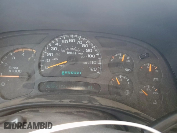 2005 GMC Sierra 2500HD SLE z VIN 1GTHK23245F813805, wystawiony jako Copart lot #51147775 z przebiegiem 213 786 mil mil oraz Czysty tytuł • Clean title. Historia ofert i sprzedaży dostępna na DreamBid. Obrazek 9.