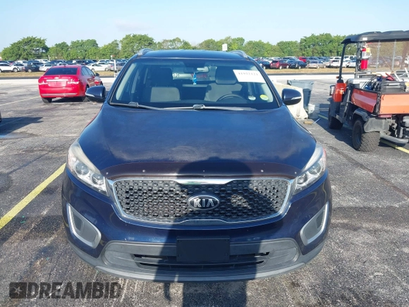 2016 Kia Sorento LX with VIN 5XYPG4A36GG045104, listed as a IAAI auction lot 41922121 with 169,874 mi miles and . Bid and sale history available at carsss.com. Image 12.