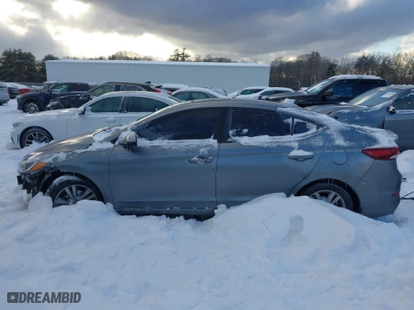 2018 Hyundai Elantra Value Edition with VIN KMHD84LF0JU511862, listed as a IAAI auction lot 41560546 with 121,937 mi miles. Bid and sale history available at carsss.com. Image 13.