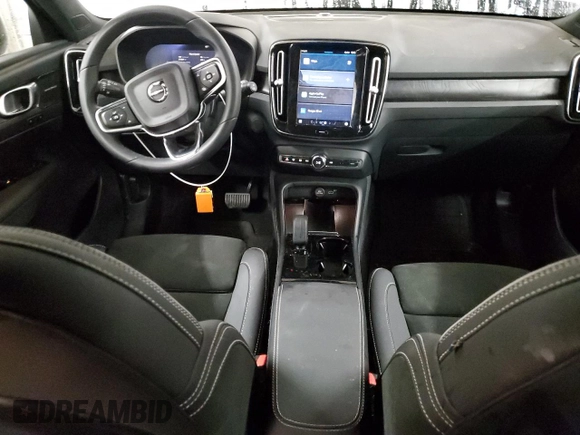 2023 Volvo XC40 Ultimate с VIN YV4ED3UM1P2029494, выставлен на аукционе Copart как лот 85141124 с пробегом 8 539 миль миль и Списание • Salvage title. История ставок и продаж доступна на DreamBid. Изображение 8.